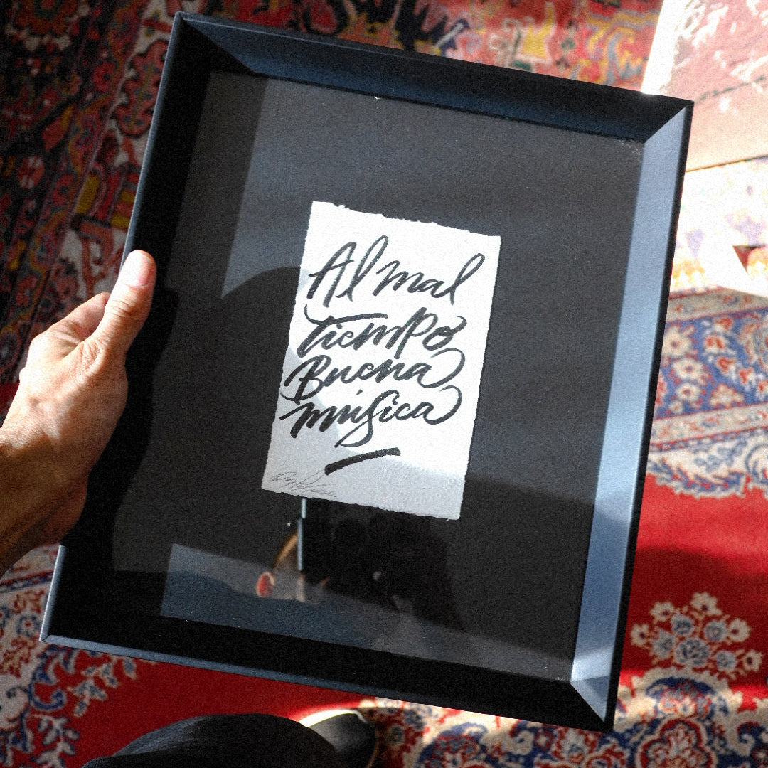 "Al Mal Tiempo Buena Musica"