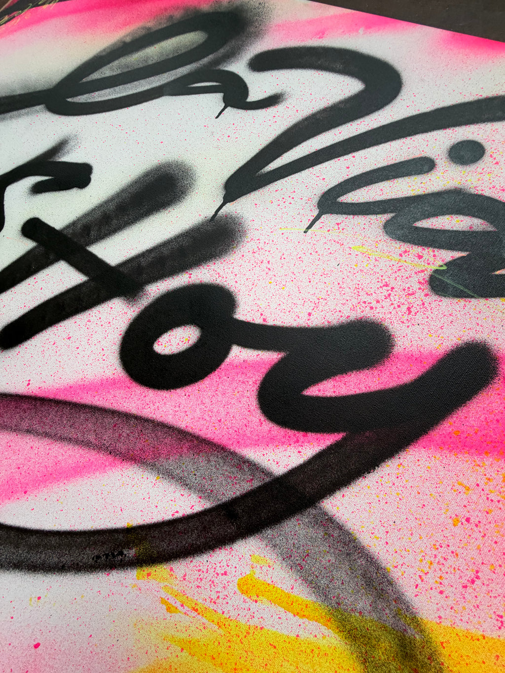 LA VIDA ES HOY -  ARTSTGO SERIES
