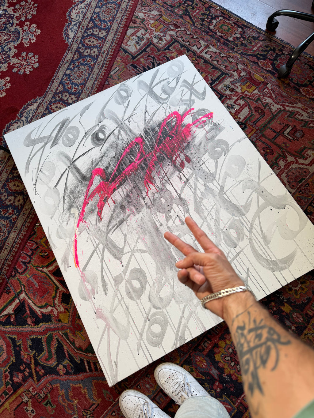 "ABSTRACT ROSE LINE"