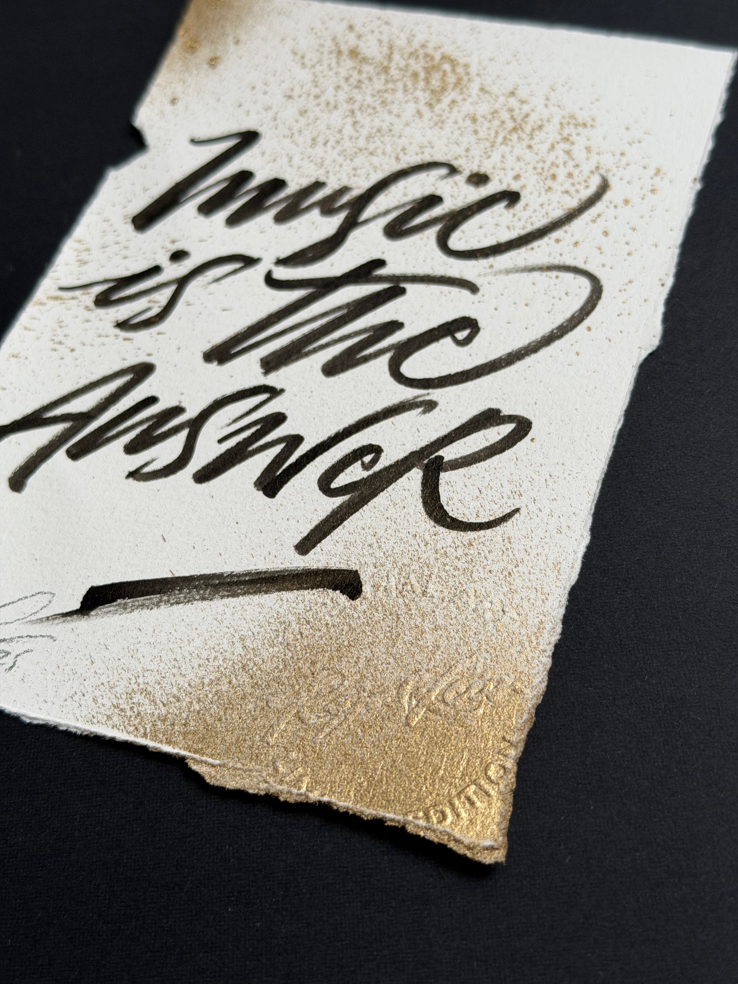 "Music Is The Answer" Paris 2017 Serie.